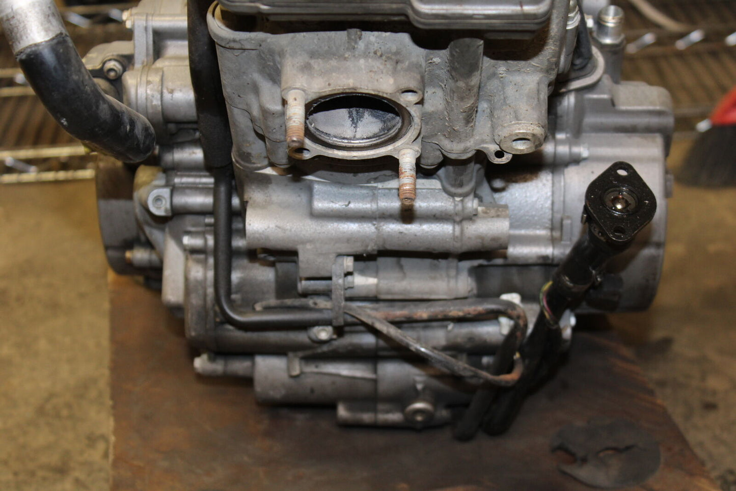 07-11 KTM 990 SUPER DUKE ENGINE MOTOR BB578