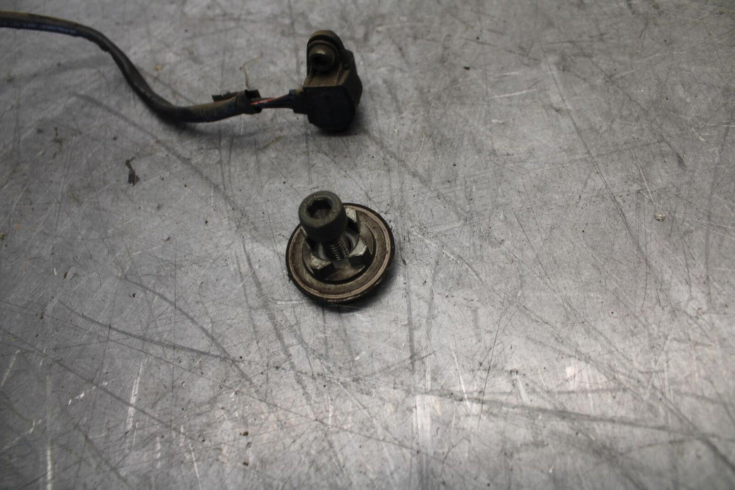 1998 Suzuki TL1000S SPEED SPEEDOMETER SENSOR BB508