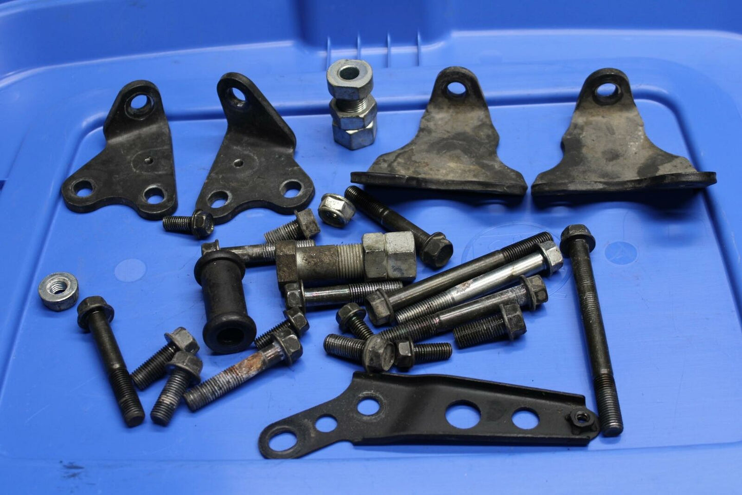 91-02 HONDA ST1100 ENGINE MOTOR MOUNT STAY BRACKETS BB222