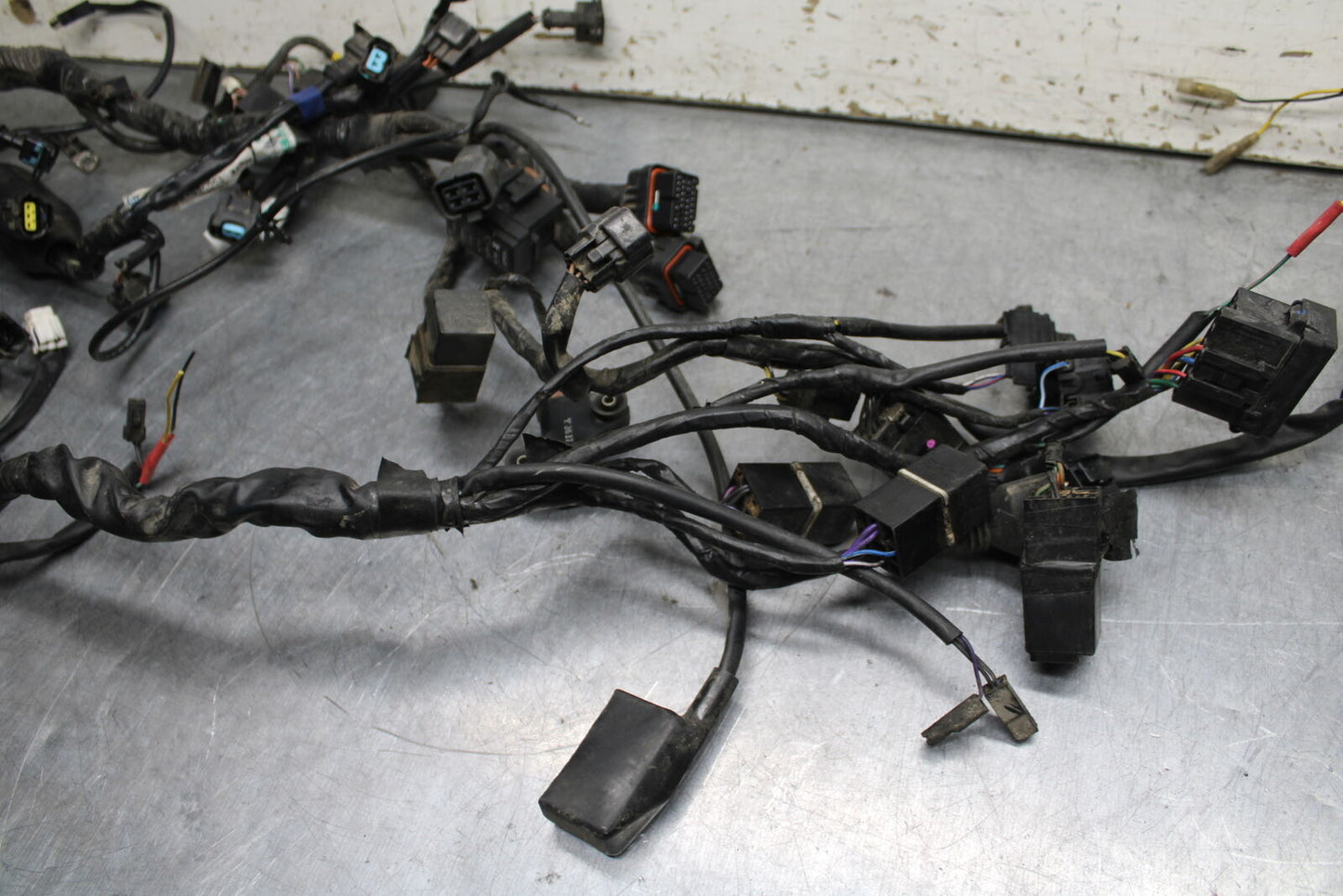 03-04 TRIUMPH DAYTONA 600 MAIN ENGINE WIRING HARNESS MOTOR WIRE LOOM BB745