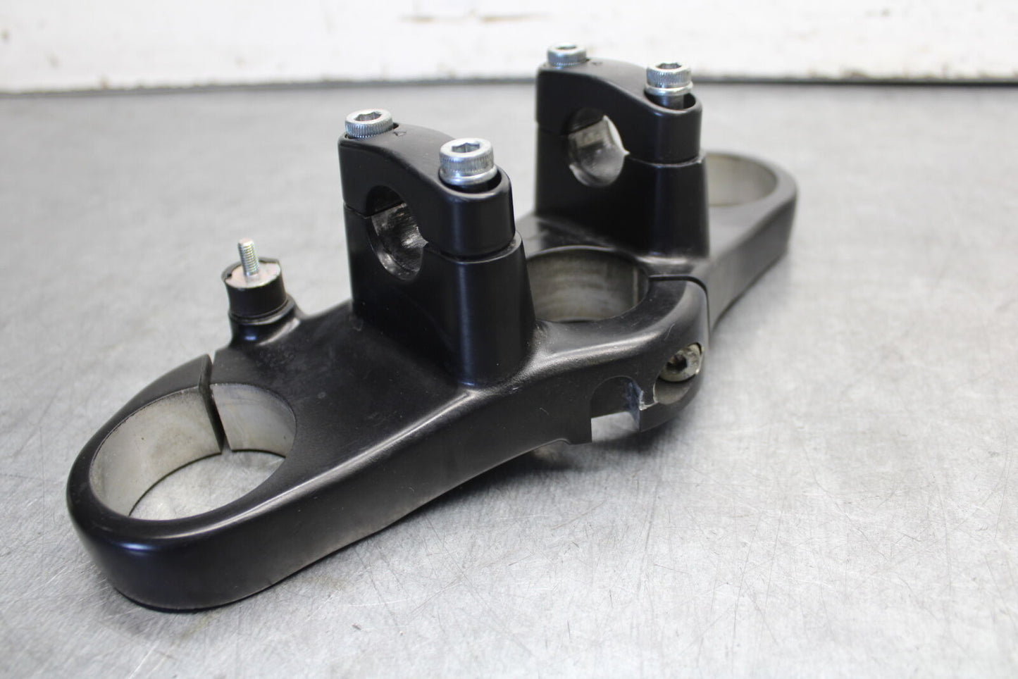 06-07 DUCATI MONSTER 695 FORKS UPPER TRIPLE TREE CLAMP BB674