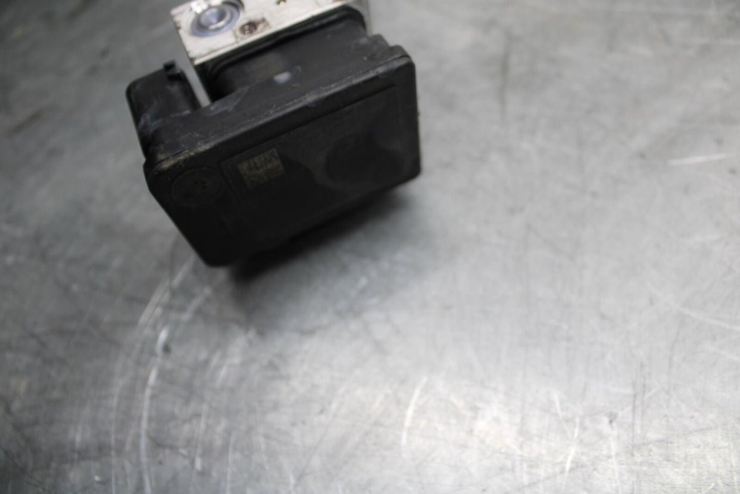 17-21 TRIUMPH STREET TRIPPLE R ABS ABS PUMP UNIT MODULE bb452