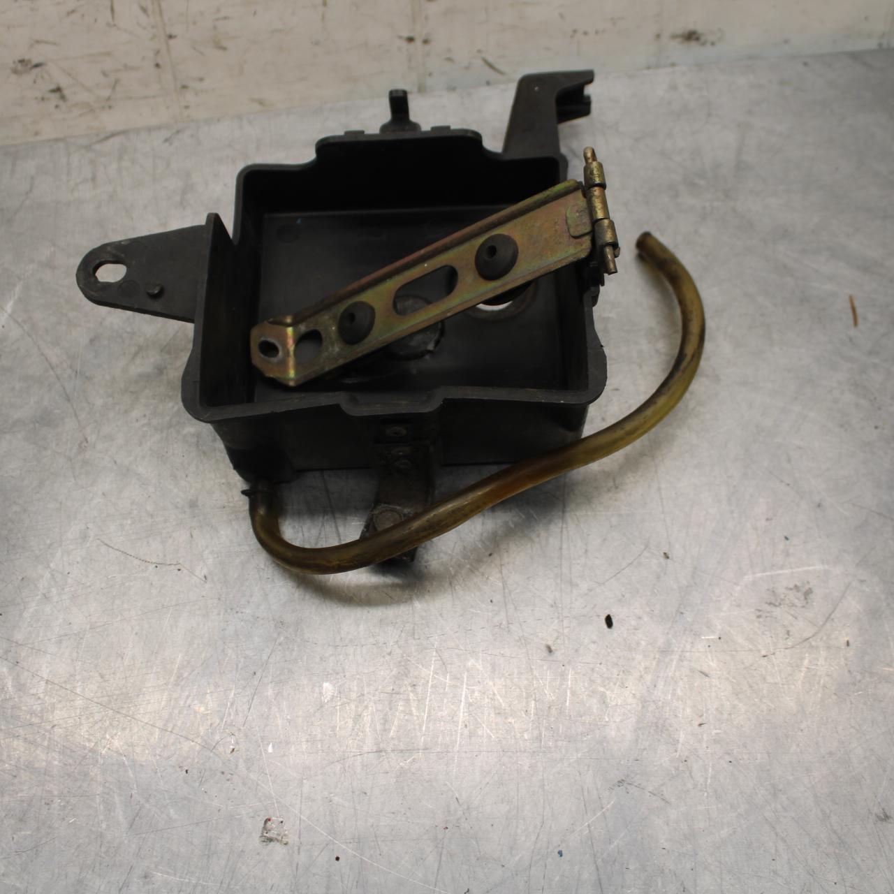 85-88 HONDA NS400R NC19 NSR400 NS400RG BATTERY BOX CLAMP STRAP BB32