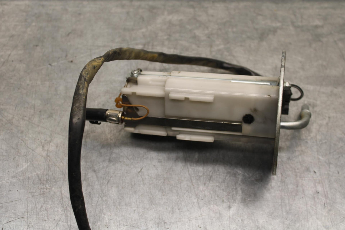 09-12 KAWASAKI NINJA ZX6R FUEL PUMP GAS PETROL SENDER UNIT 49040-0023 BB617