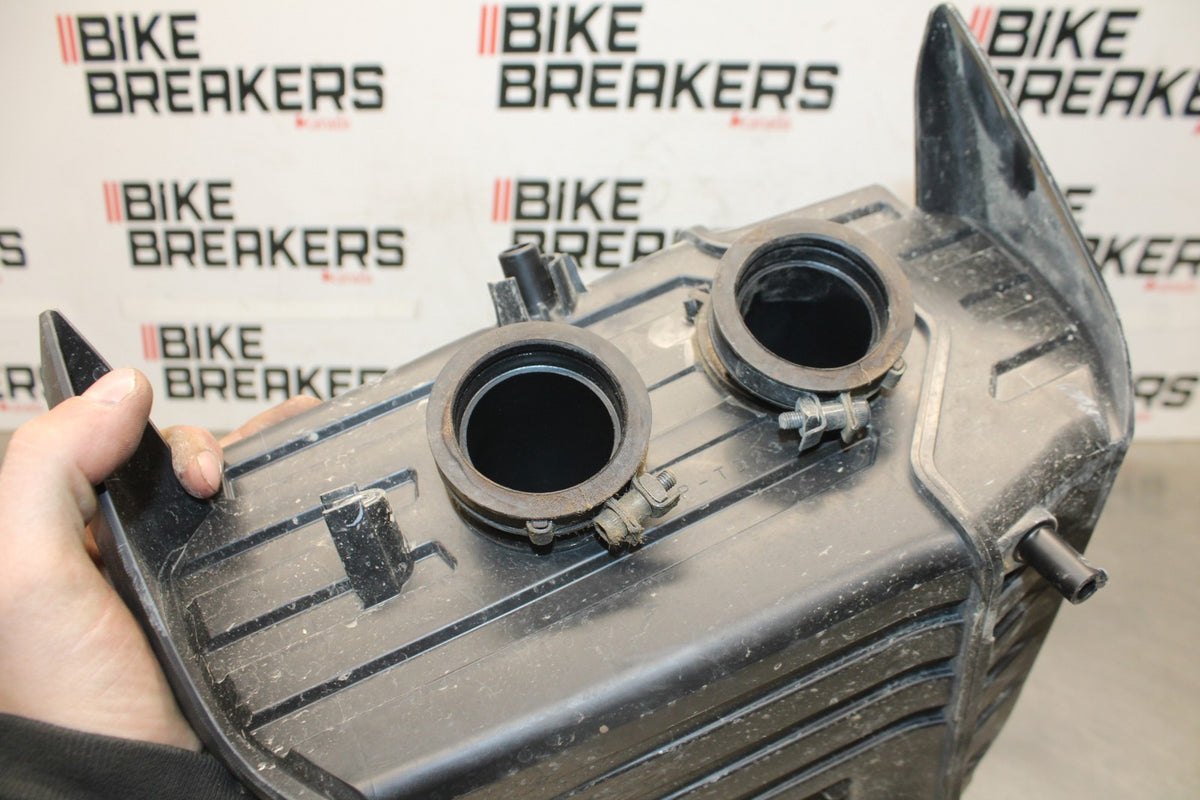 22-25 YAMAHA YZF R7 AIRBOX AIR INTAKE FILTER BOX BB940