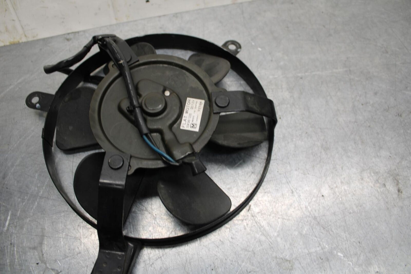 98-99 YAMAHA YZF R1 ENGINE RADIATOR COOLING FAN 4XV-12405-00-00 BB74
