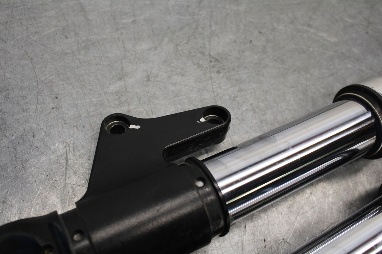 06-07 DUCATI MONSTER 695 FRONT FORKS SHOCK SUSPENSION SET PAIR BB674