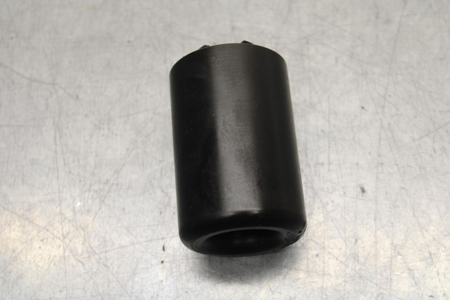 1999 Suzuki GSXR600 SWINGARM SPOOLS SPOOL SET PAIR BB580