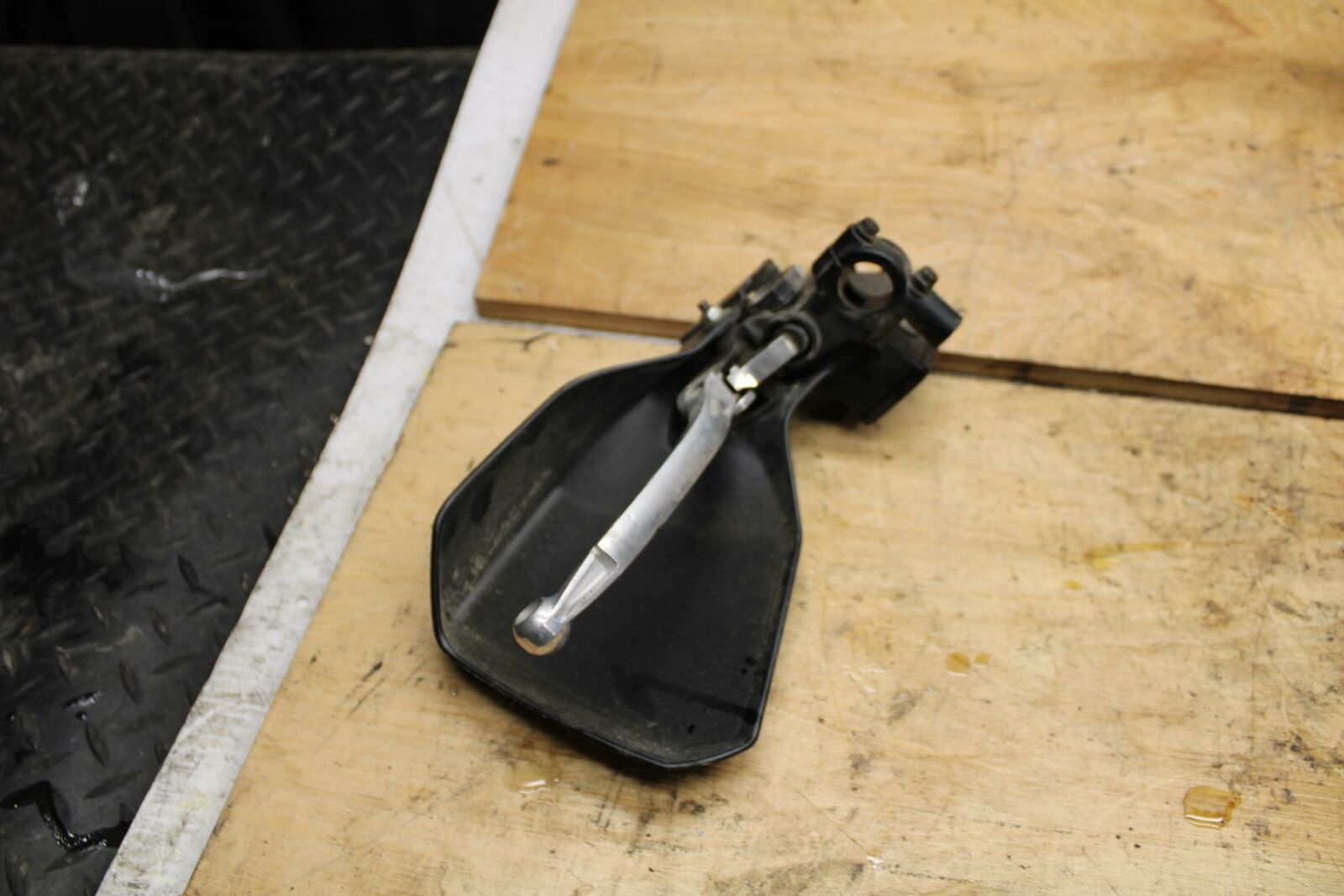 02-03 SUZUKI VSTROM 1000 FRONT BRAKE MASTER CYLINDER w/ LEVER BB331