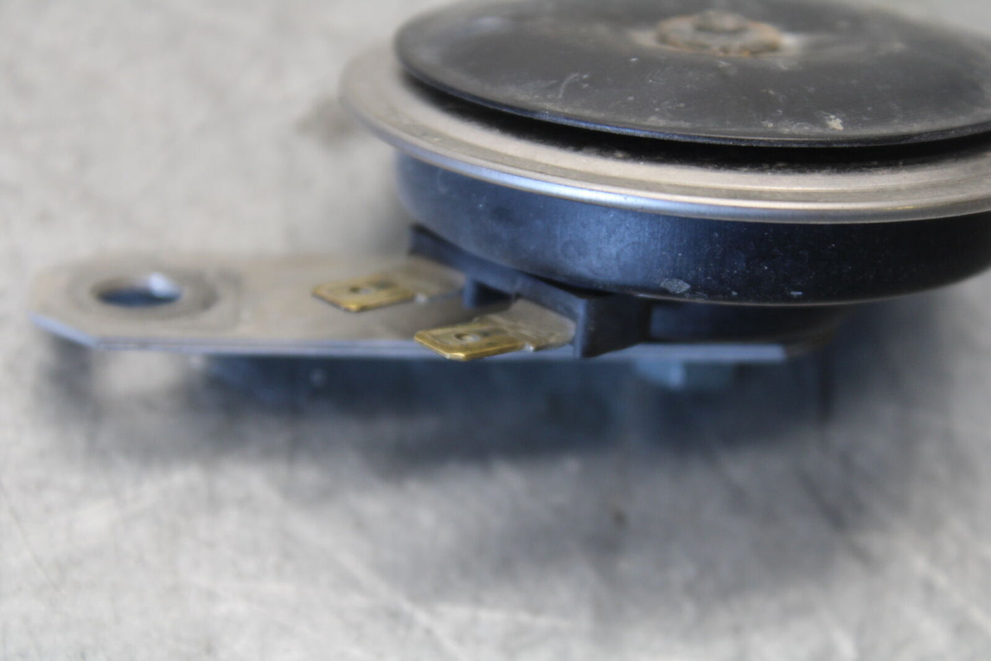 03-07 SUZUKI SV1000S HORN SIGNAL BB657