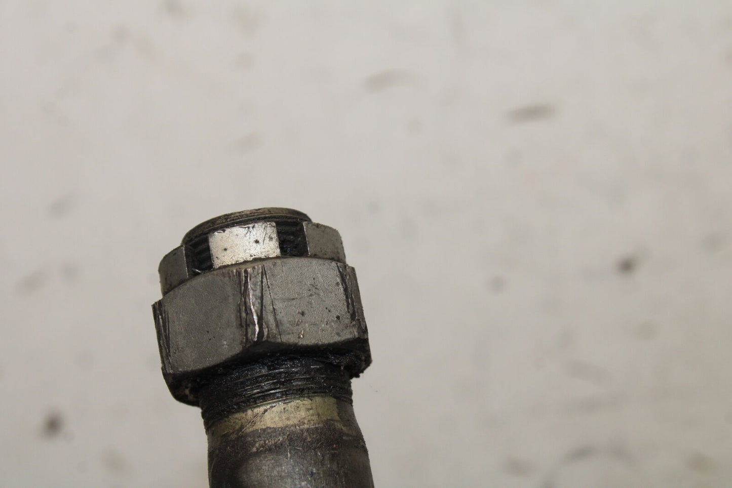 09-12 KAWASAKI NINJA ZX6R ZX600R REAR AXLE BACK WHEEL RIM PIVOT BOLT AXEL BB656