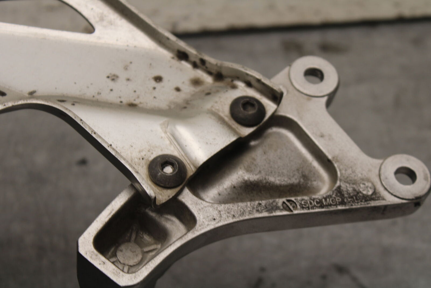 17-21 HONDA CBR1000RR SP LEFT REARSET REAR SET DRIVER FOOT PEG REST STOP BB681