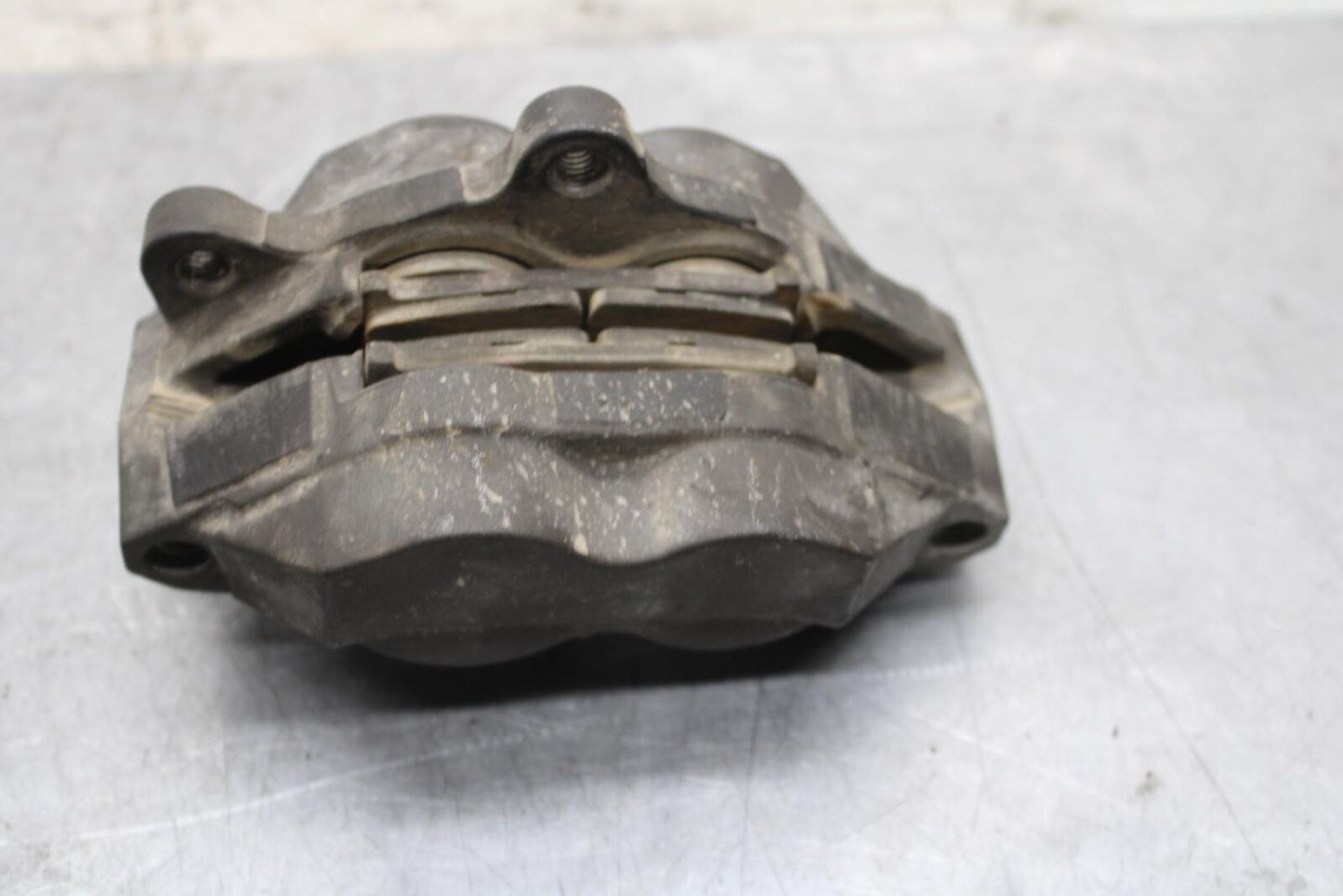 2001 Suzuki GSXR600 RIGHT LEFT FRONT BRAKE CALIPER SET PAIR CALIPERS BB59