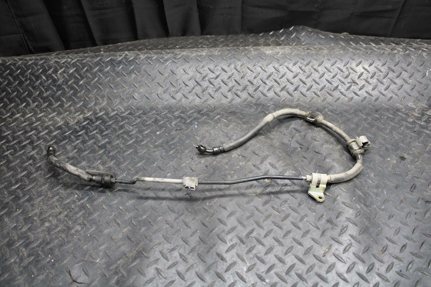 91-02 HONDA ST1100 REAR BACK BRAKE HOSE FLUID LINE BB222