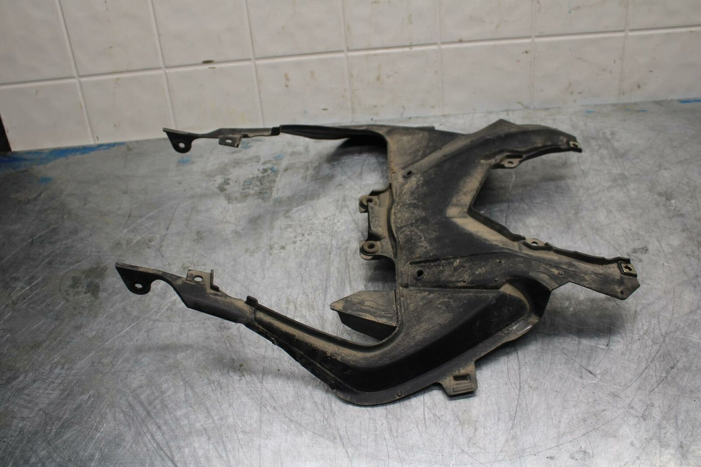 19-20 KAWASAKI NINJA ZX6R REAR BACK TAIL UNDERTAIL FAIRING COWL FENDER BB419