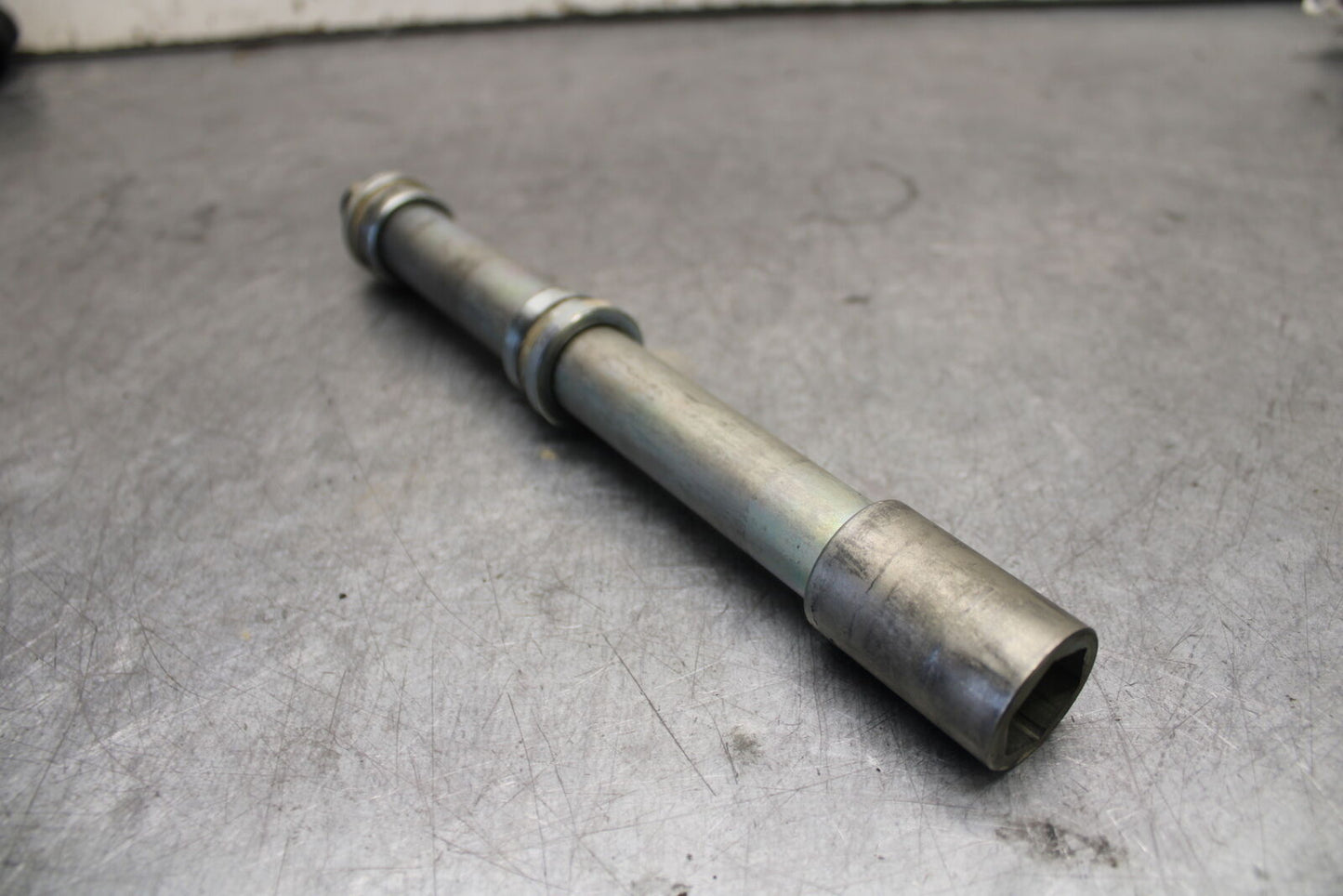 22-24 YAMAHA XSR900 FRONT WHEEL RIM AXLE PIVOT BOLT BB683