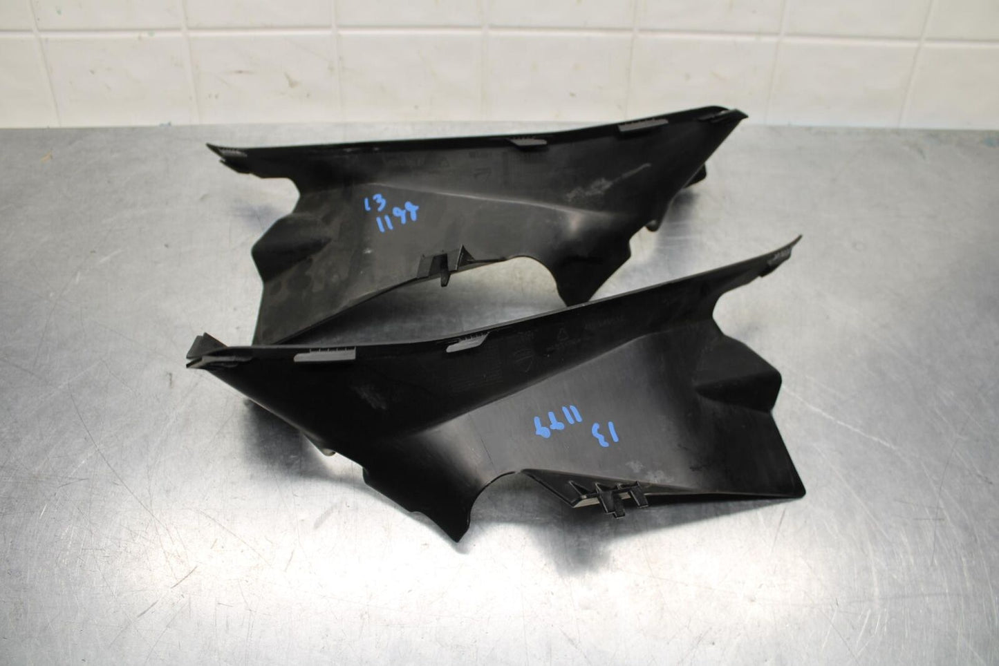 2013 Ducati 1199 Panigale RIGHT LEFT INNER FAIRINGS COWLS PANELS TRIMS BB581