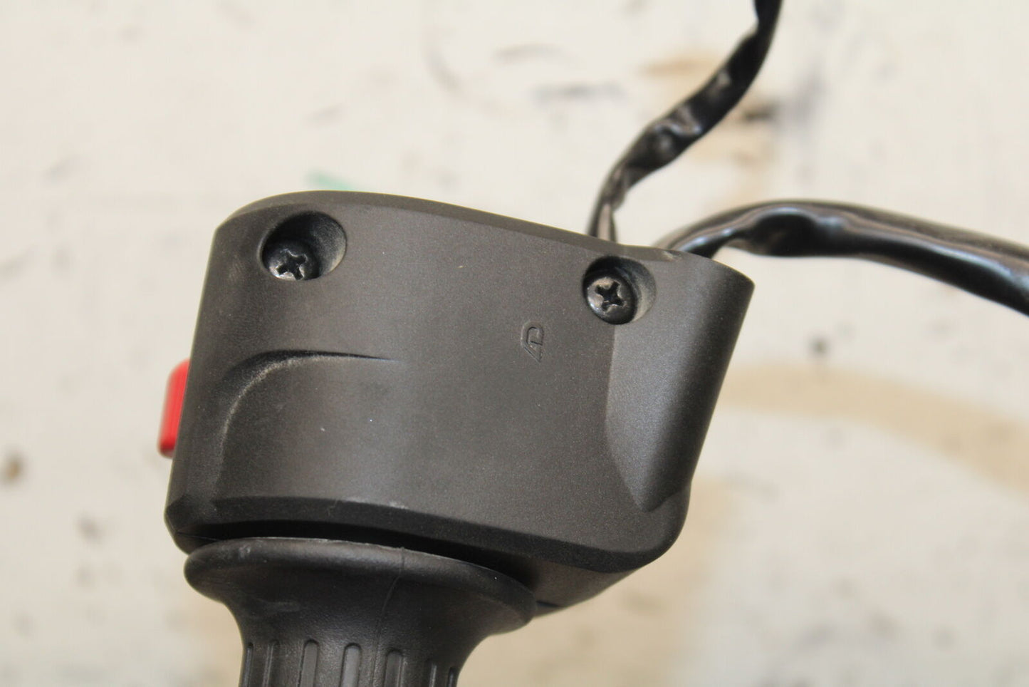24 KAWASAKI NINJA 500 ABS RIGHT CLIP ON HANDLE KILL OFF START SWITCH BB730