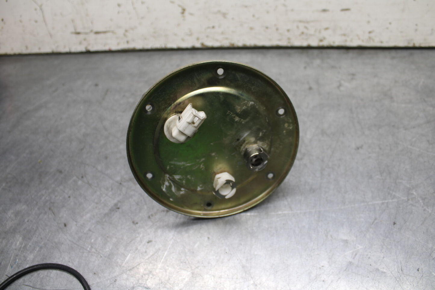 03-04 TRIUMPH DAYTONA 600 FUEL PUMP GAS PETROL SENDER UNIT BB745