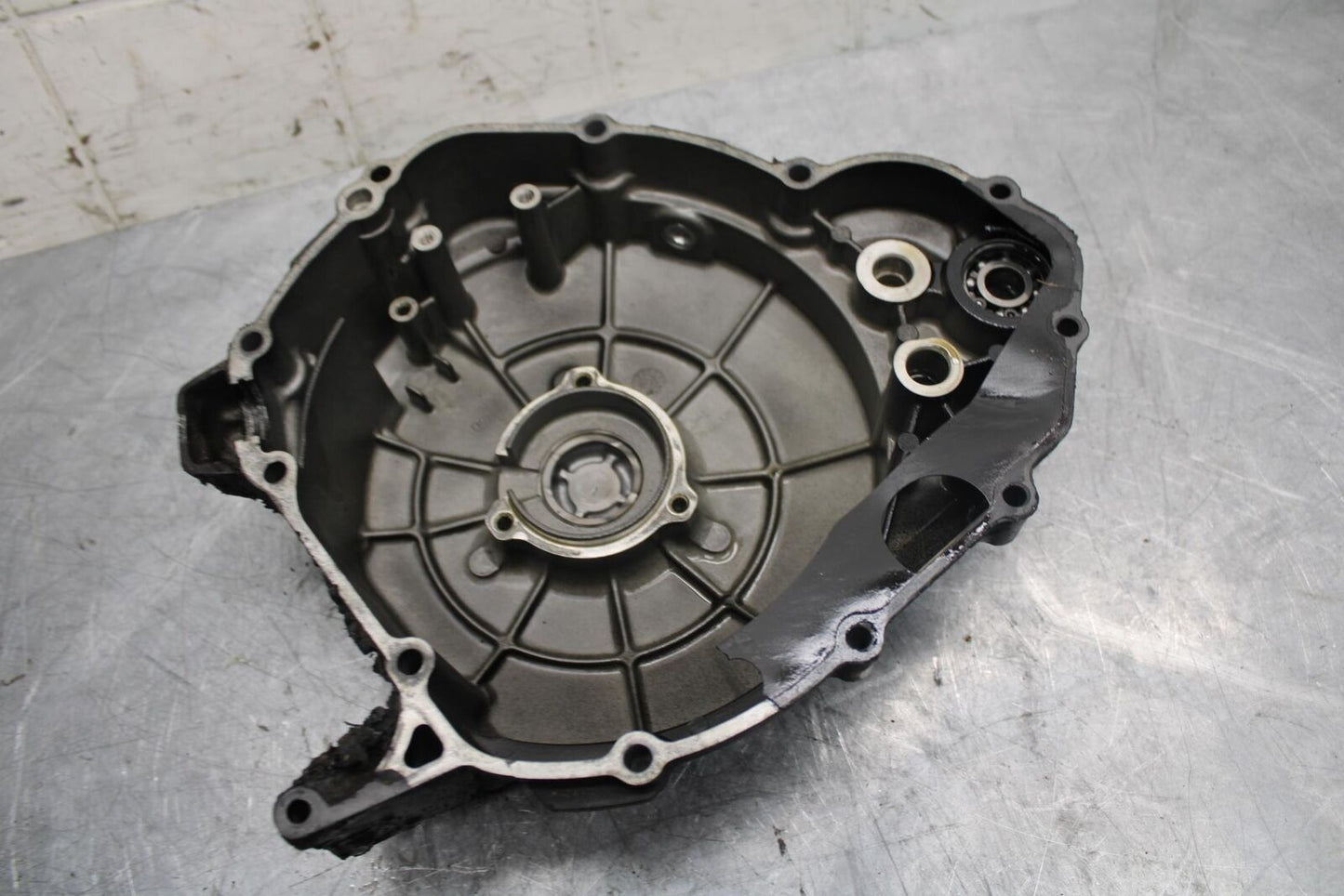 1998 Suzuki TL1000S STATOR MAGNETO ALTERNATOR GENERATOR COVER BB508
