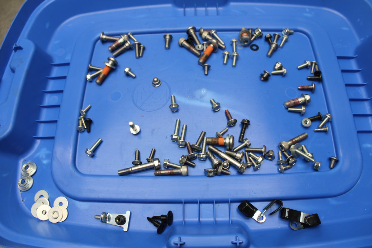 23-24 KAWASAKI NINJA ZX14R MOUNTING BOLTS HARDWARE MOTOR SCREWS BB764