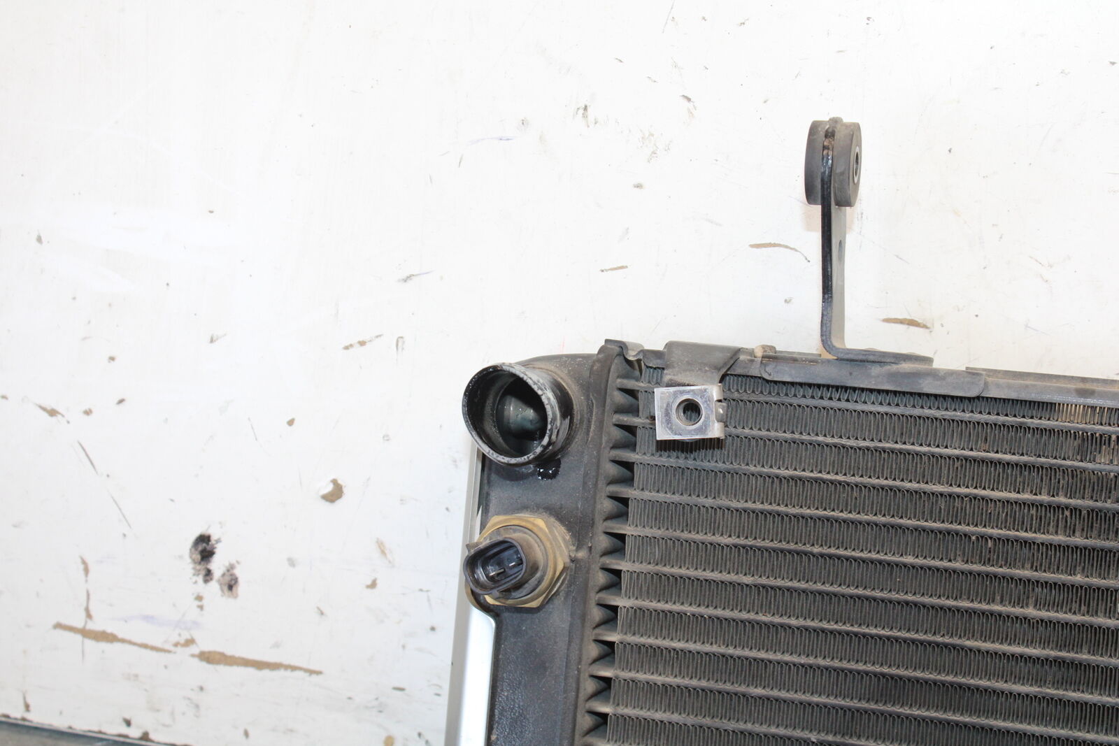 03-07 SUZUKI SV1000S ENGINE RADIATOR MOTOR COOLER COOLING RADIATER BB657