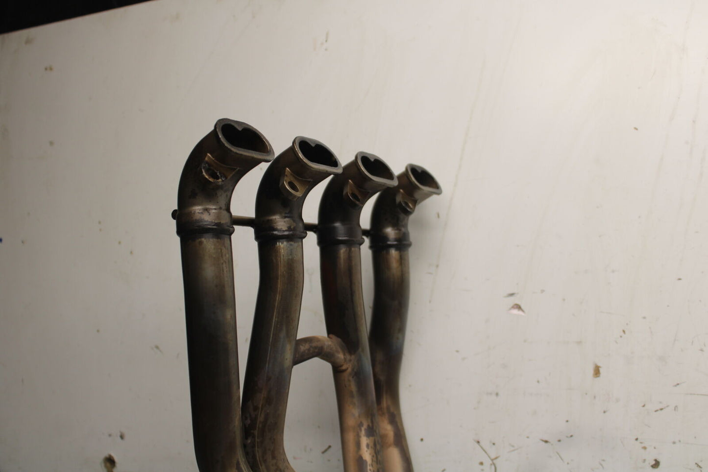 03-04 TRIUMPH DAYTONA 600 EXHAUST HEADER PIPES MANIFOLD BB745