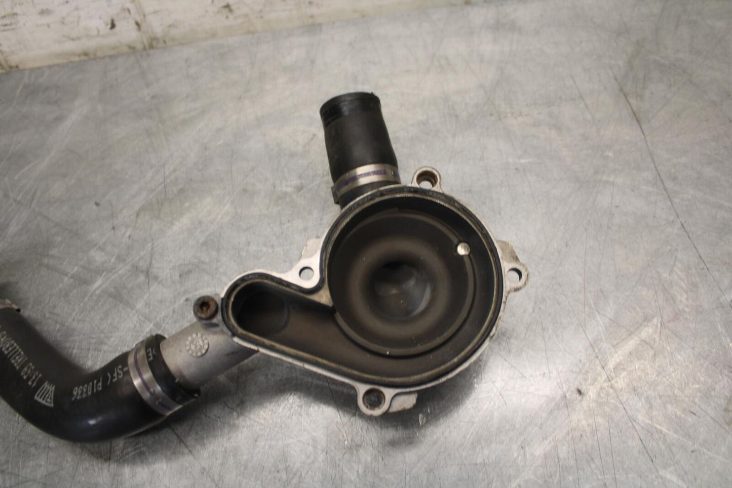 2010 Aprilia RSV1000R ENGINE WATER COOLANT PUMP COVER BB513