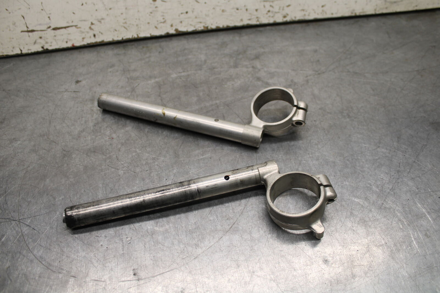 06-07 SUZUKI GSXR 600 LEFT RIGHT CLIP ON ONS HANDLEBARS PAIR SET BB737