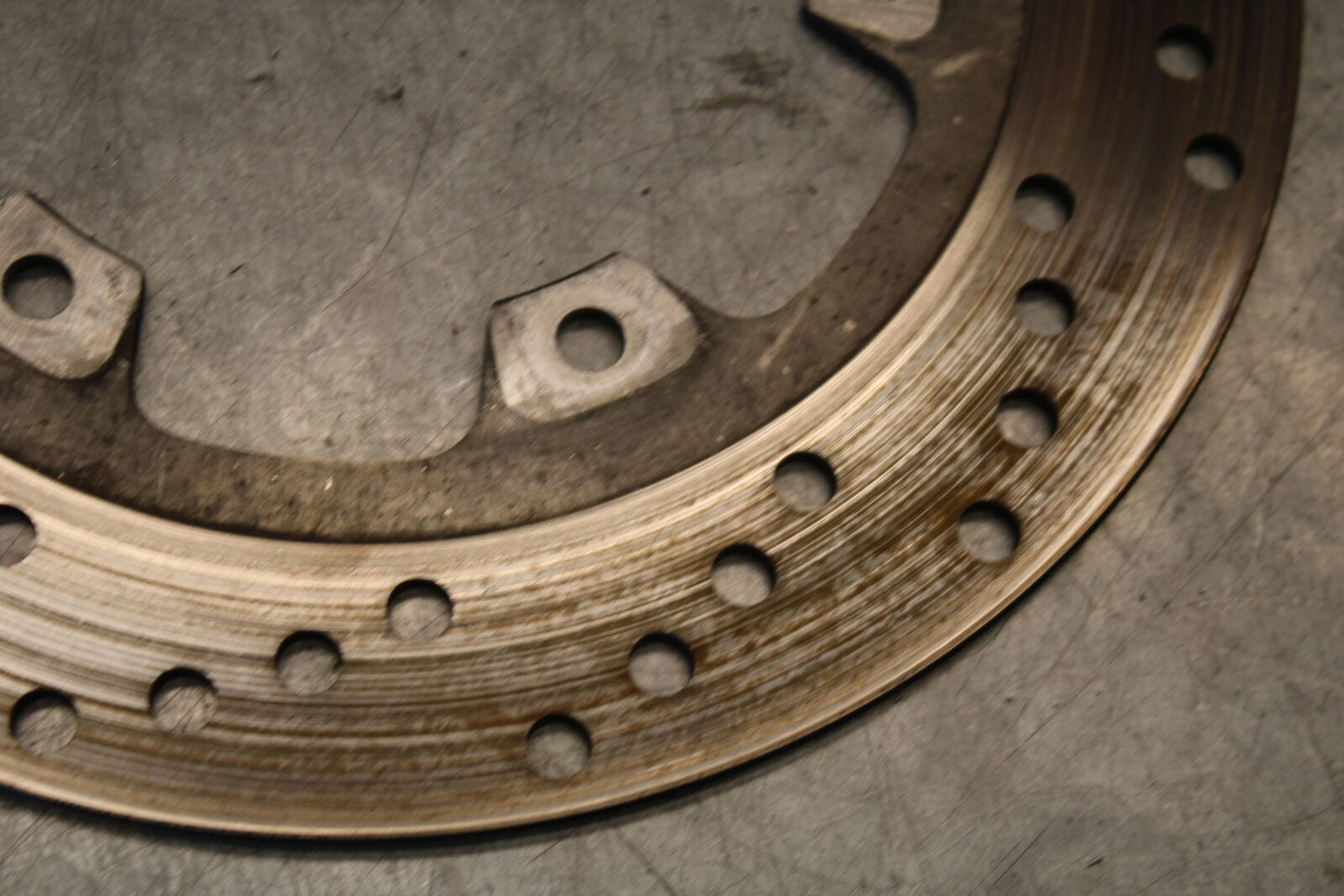 06-07 DUCATI MONSTER 695 REAR ROTOR BACK BRAKE DISC 49240032A BB674