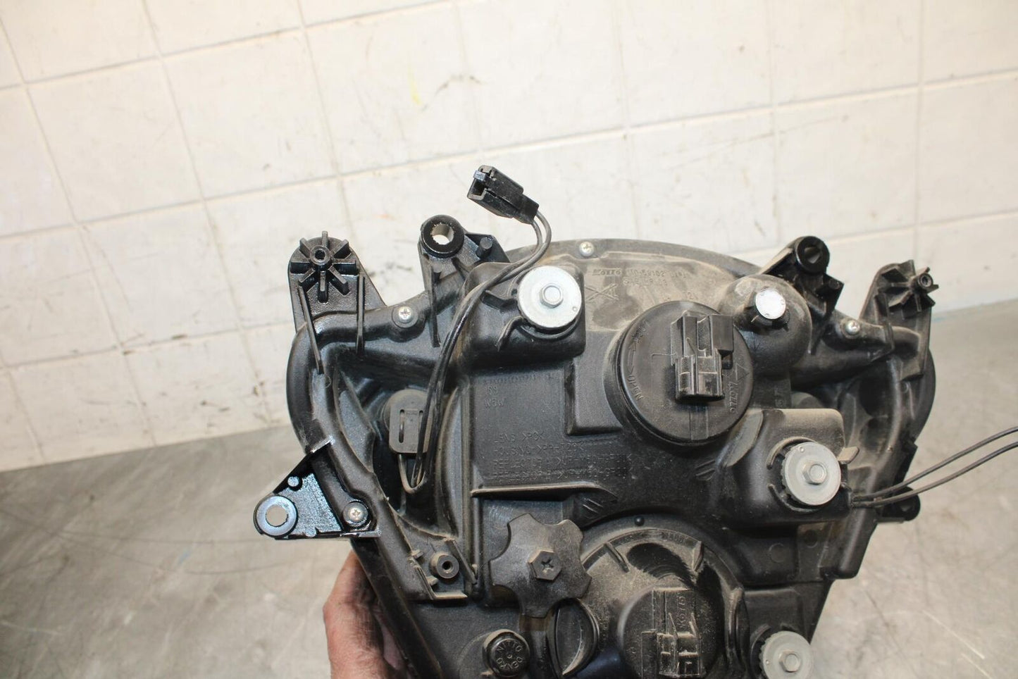 2016 Suzuki Bandit 1250S GSF1250SA ABS FRONT HEADLIGHT HEAD LIGHT BB509
