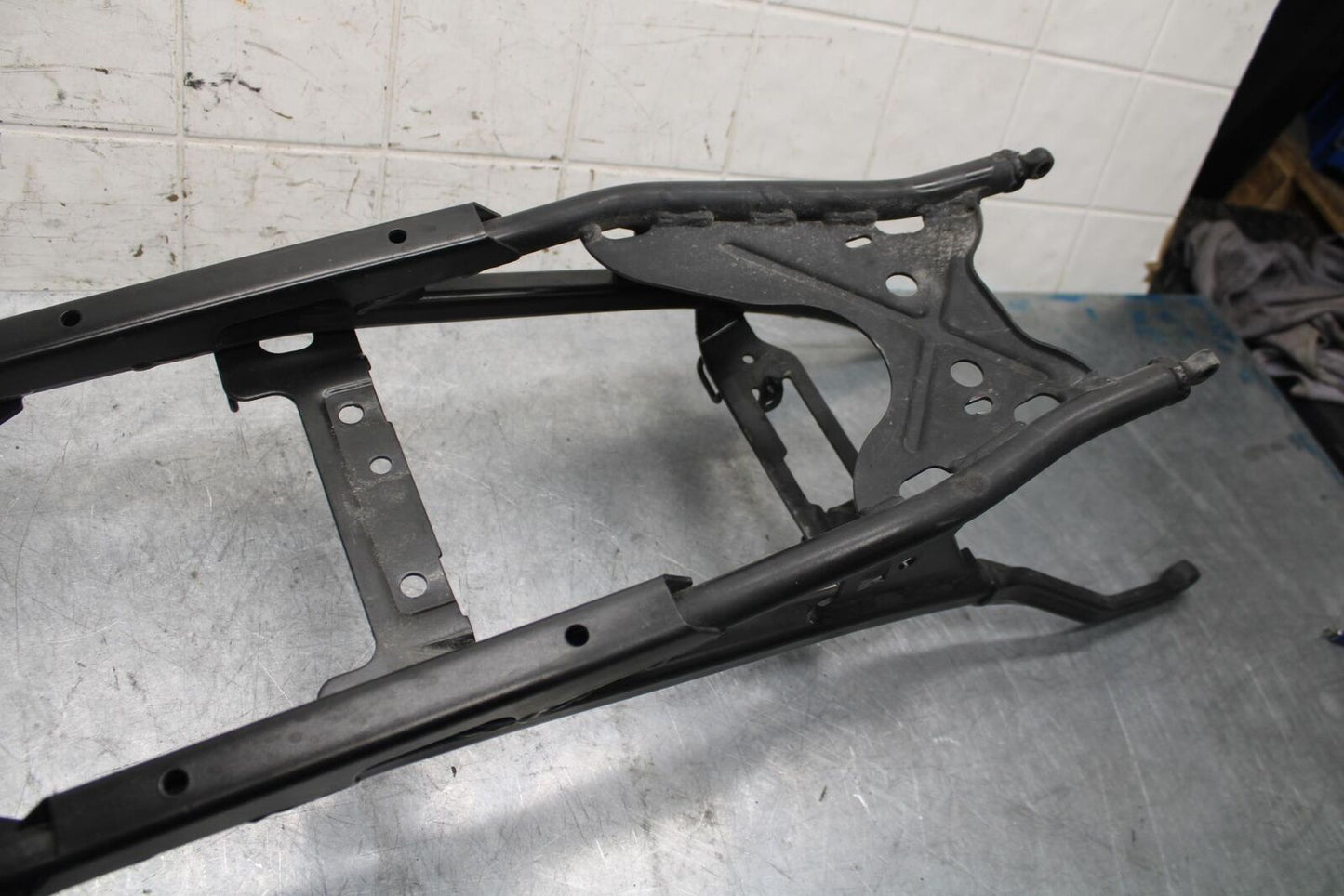 2009 Aprilia Shiver 750 SL750 REAR SUBFRAME BACK SUB FRAME BB506
