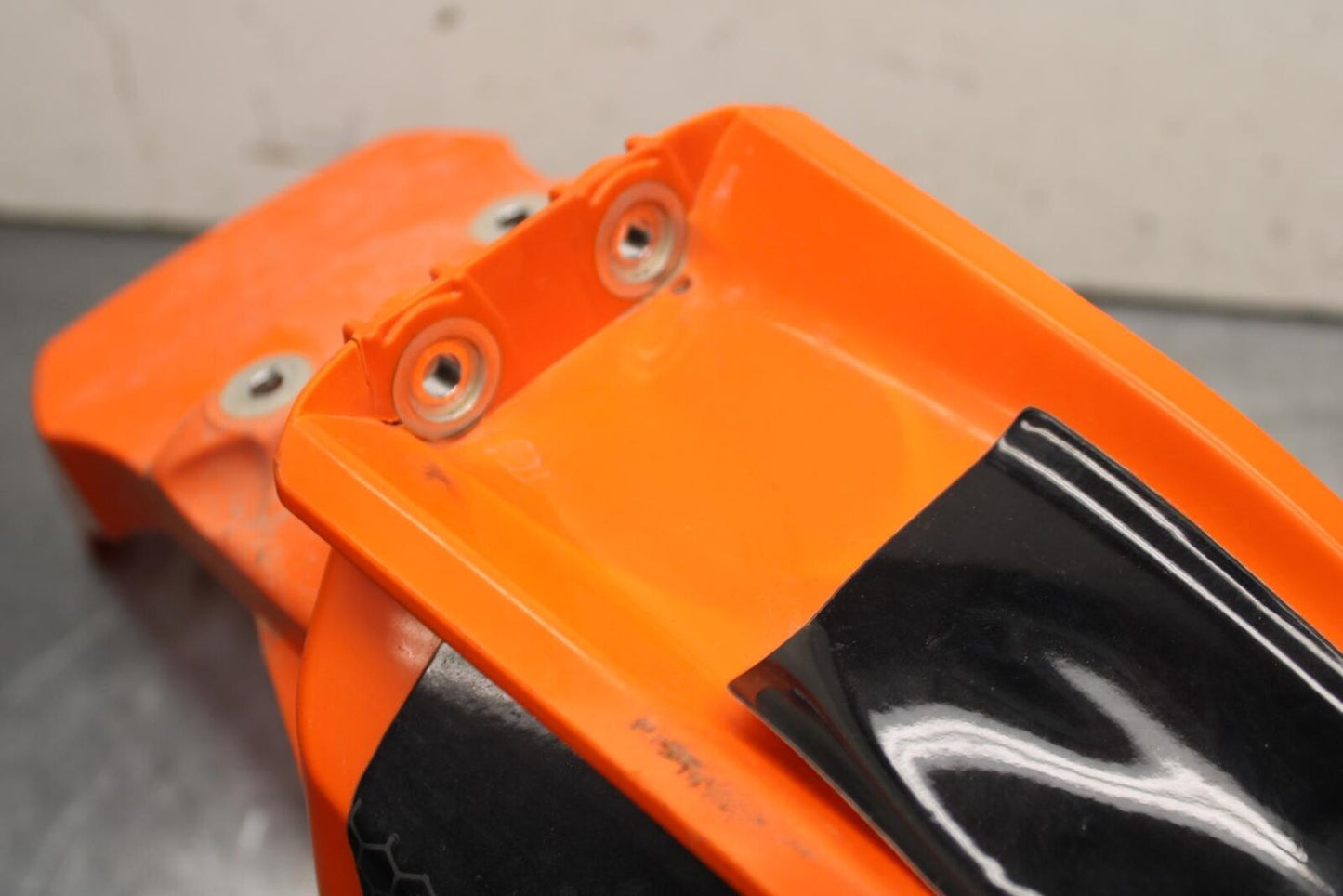 21-23 KTM 890 ADVENTURE FRONT WHEEL FENDER COWL FAIRING BB629