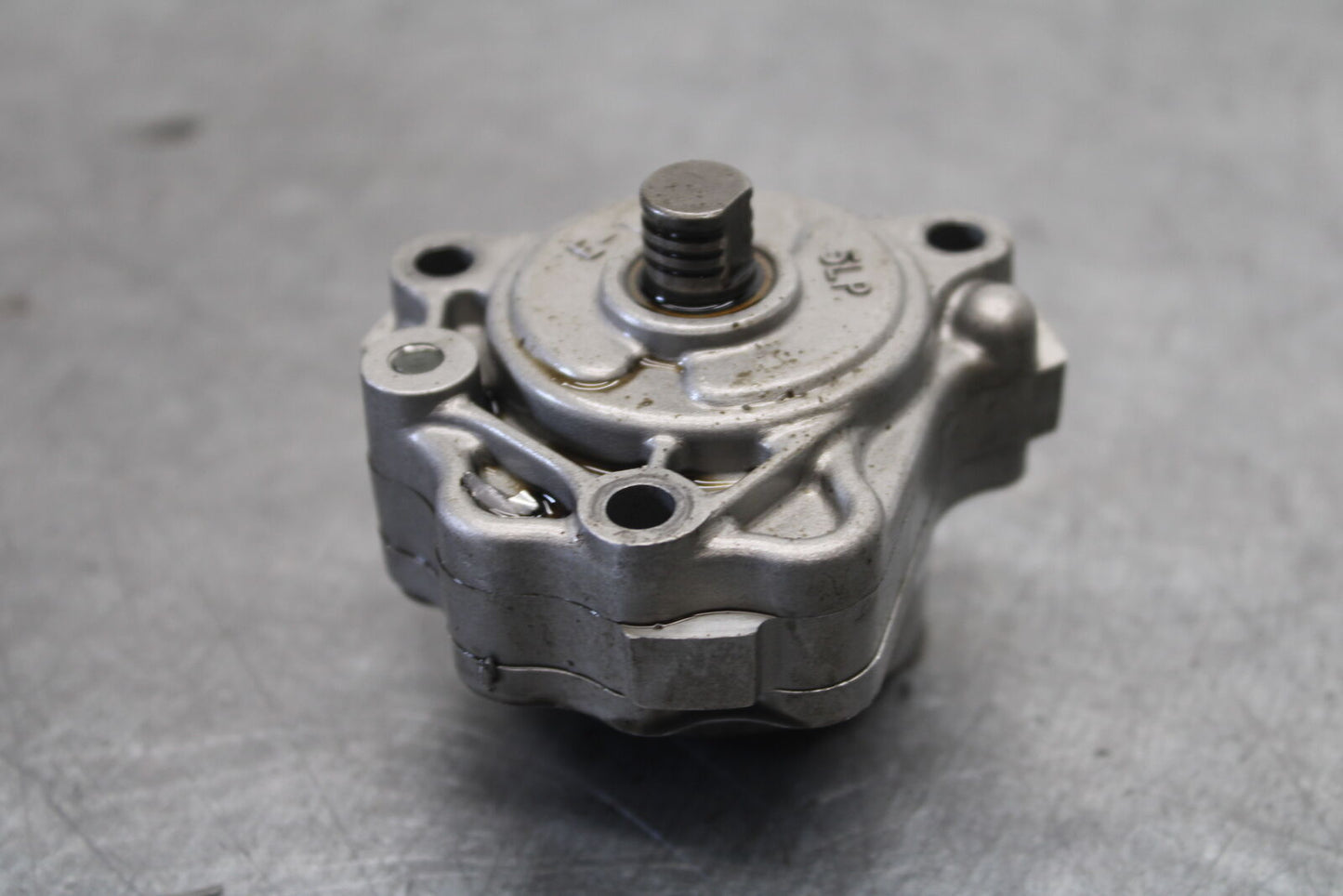01-05 YAMAHA RAPTOR 660R ENGINE MOTOR OIL PUMP BB695