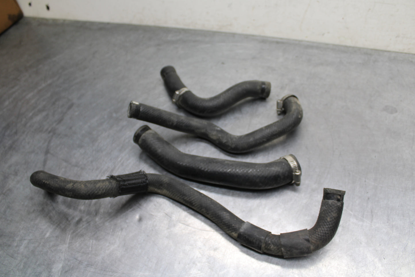 05-08 KAWASAKI VULCAN 1500 VN1500N CLASSIC RADIATOR HOSES BB133