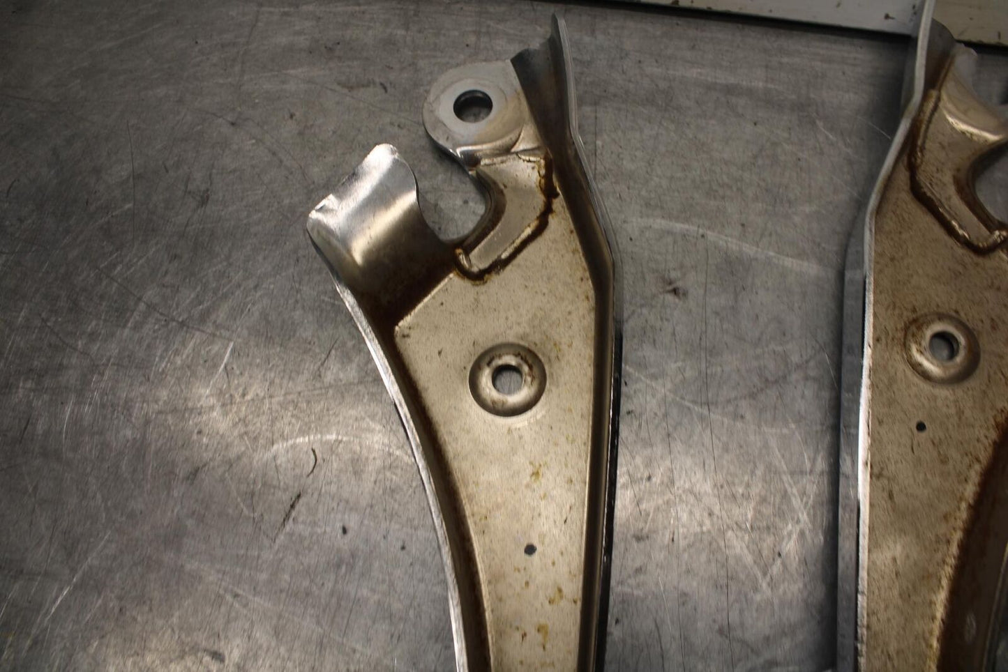 01-02 HONDA SHADOW SPIRIT 750 SUBFRAME FENDER SUPPORT FRAME COVER BB632