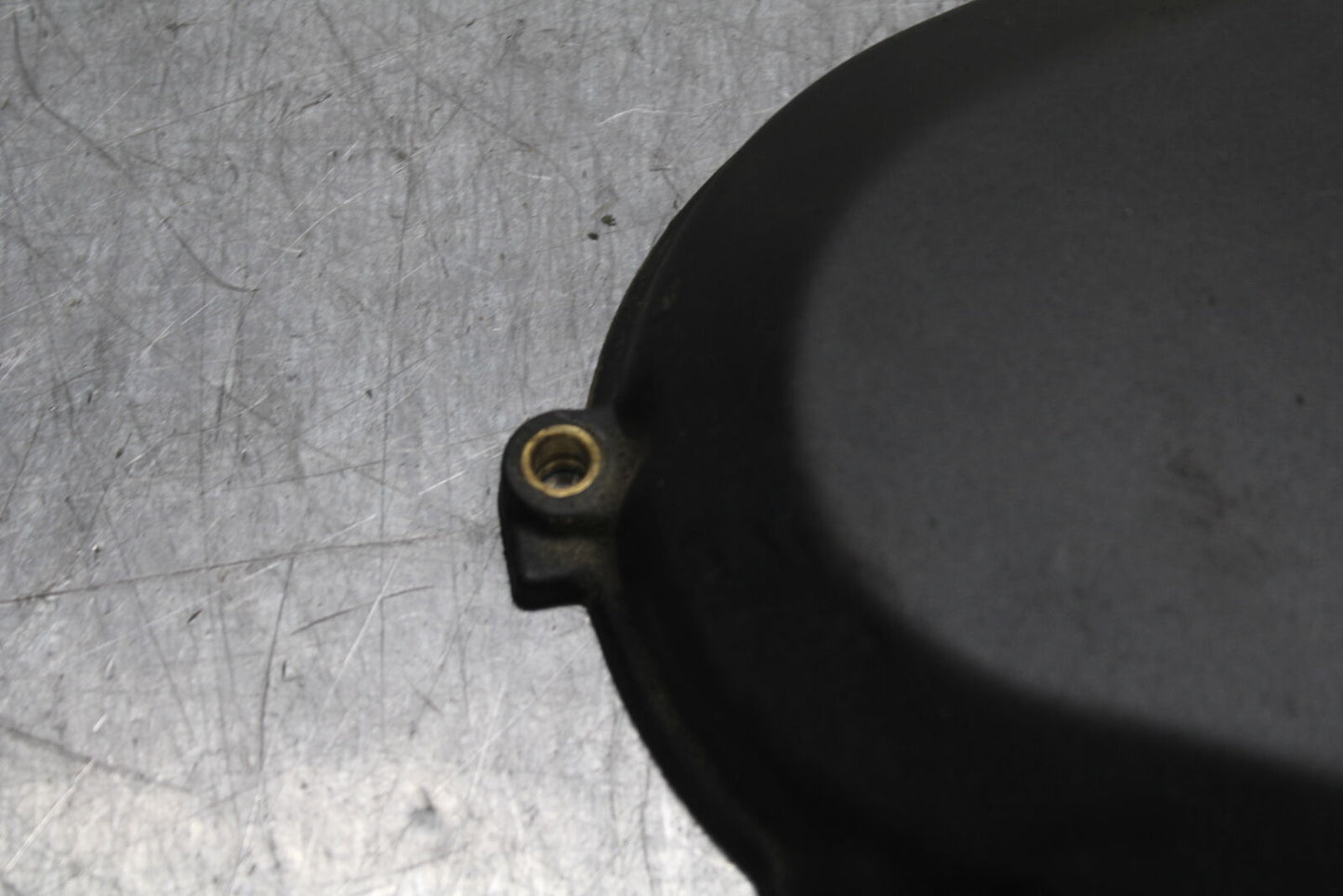 03-04 TRIUMPH DAYTONA 600 ENGINE SPROCKET COVER BB745