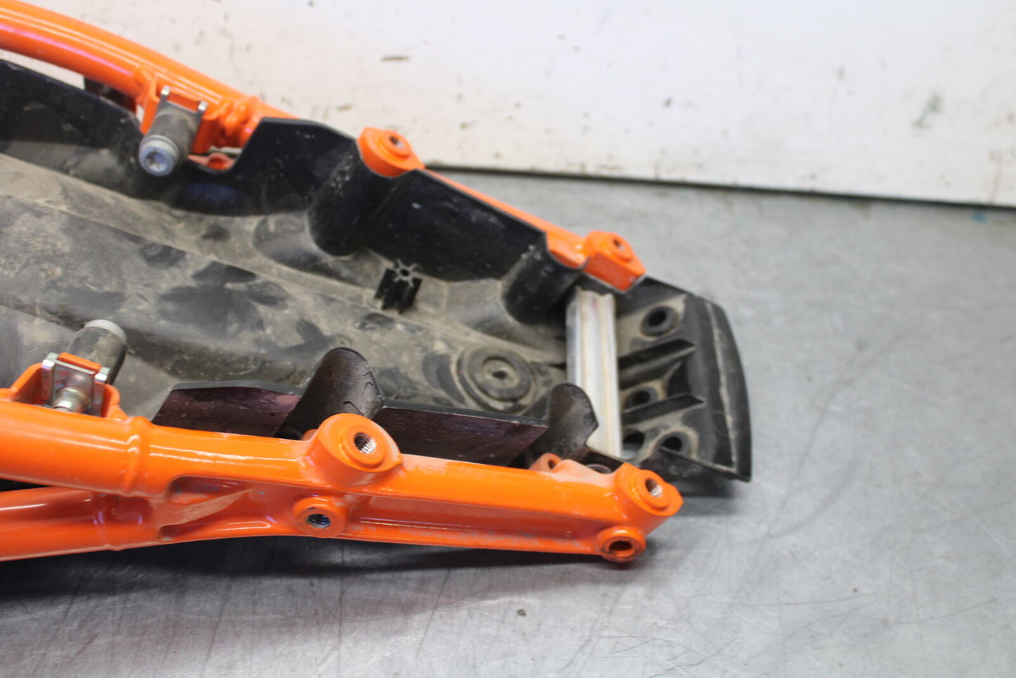 21-24 KTM 890 ADVENTURE R REAR SUBFRAME BACK SUB FRAME BB723