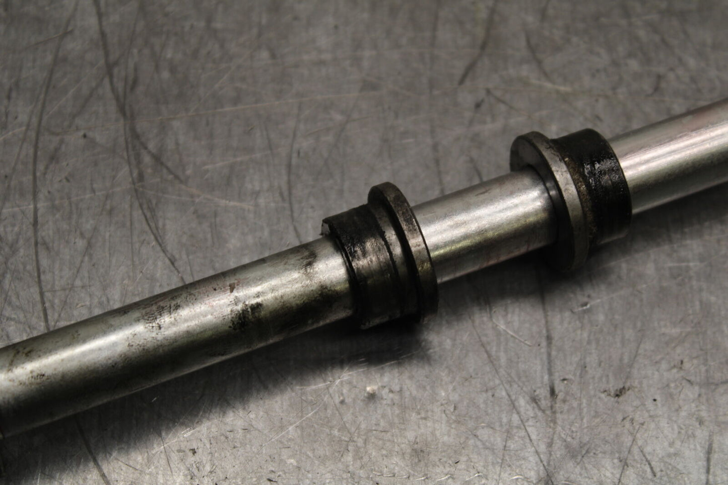19-22 KAWASAKI Z400 FRONT WHEEL RIM AXLE PIVOT BOLT BB738