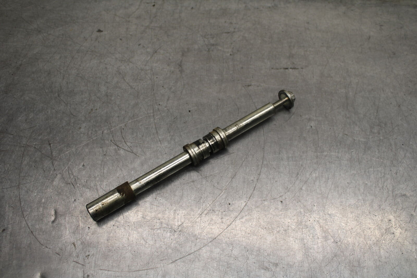 13-16 KTM 390 DUKE FRONT WHEEL RIM AXLE PIVOT BOLT BB748