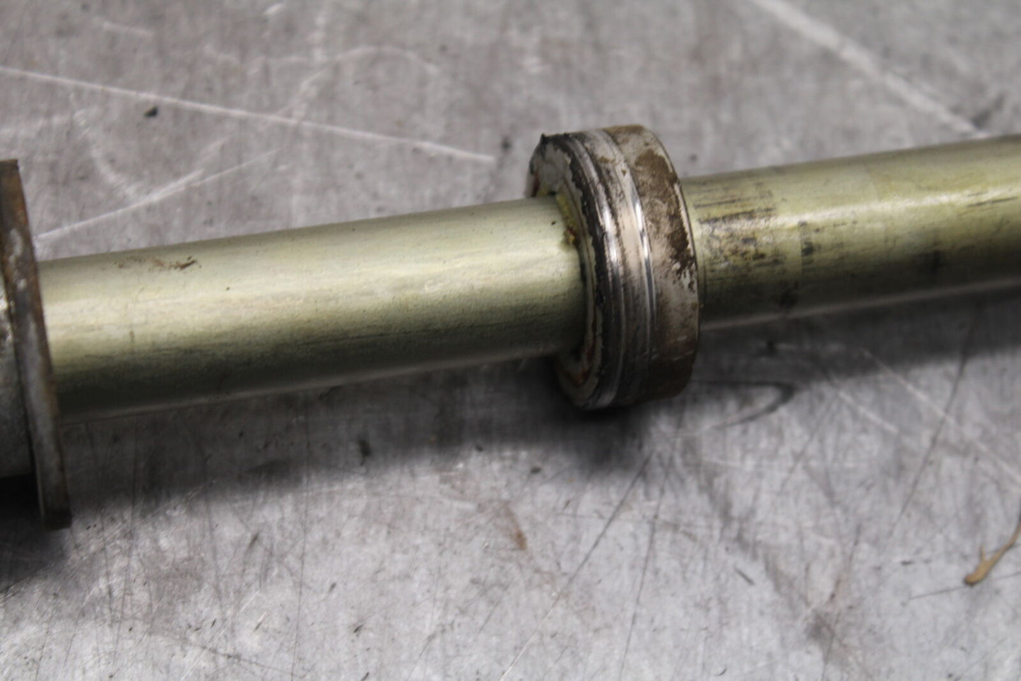 14-16 TRIUMPH AMERICA LT REAR AXLE BACK WHEEL RIM PIVOT BOLT AXEL BB720