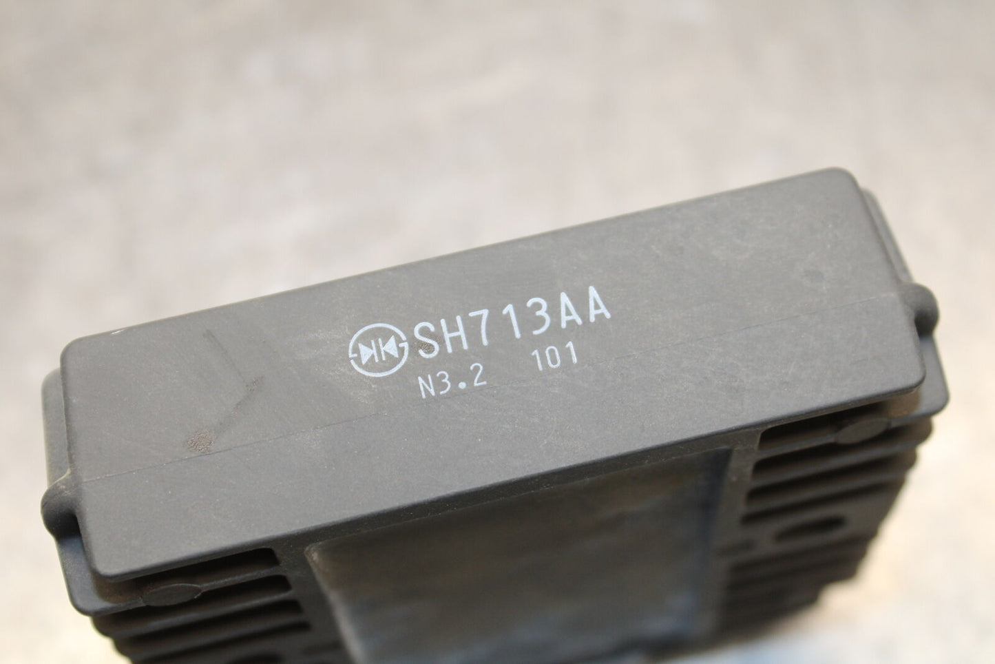 19-24 YAMAHA R3 RECTIFIER VOLTAGE REGULATOR BB736