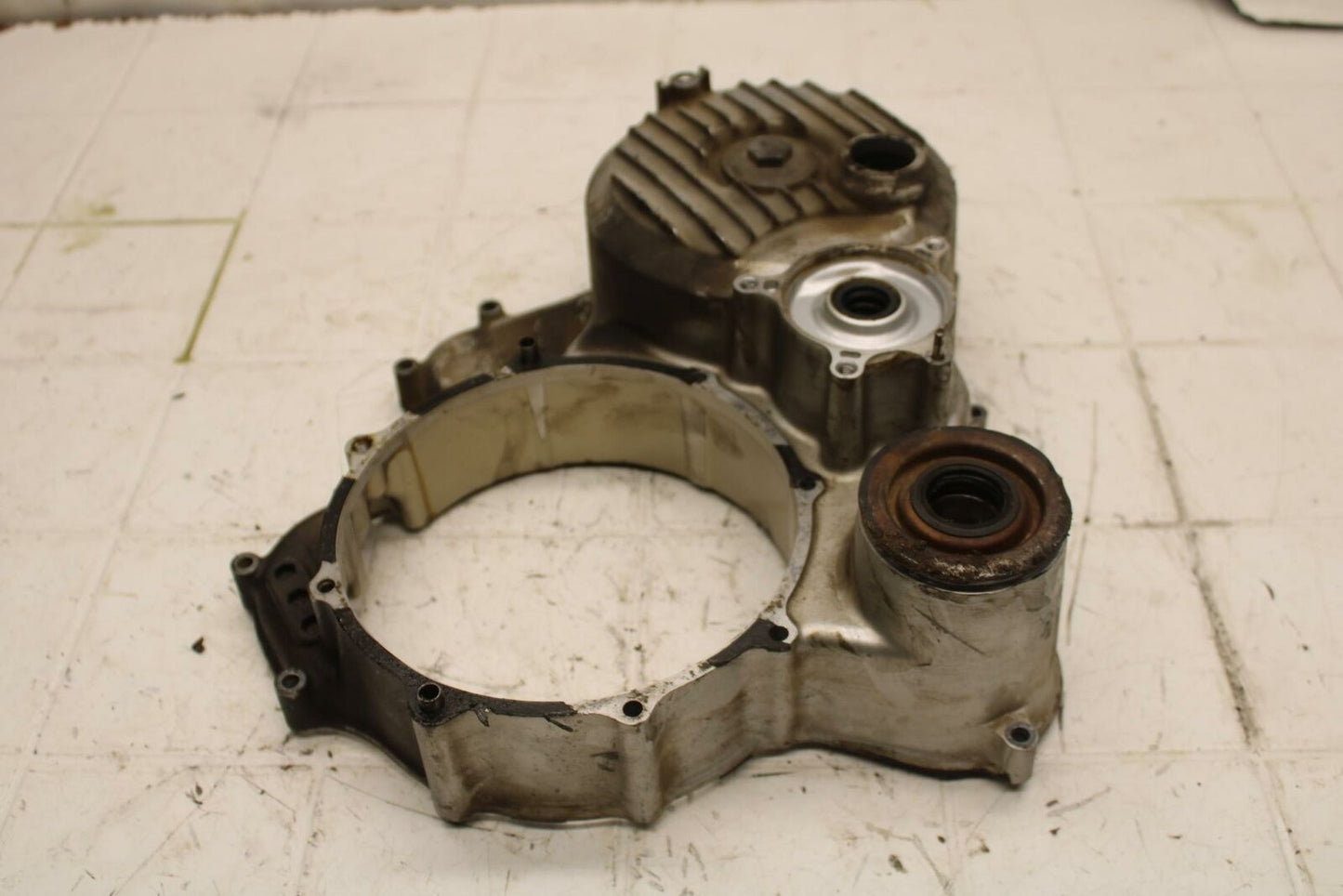 84-87 HONDA GOLDWING 1200 CLUTCH SIDE ENGINE MOTOR COVER BB406