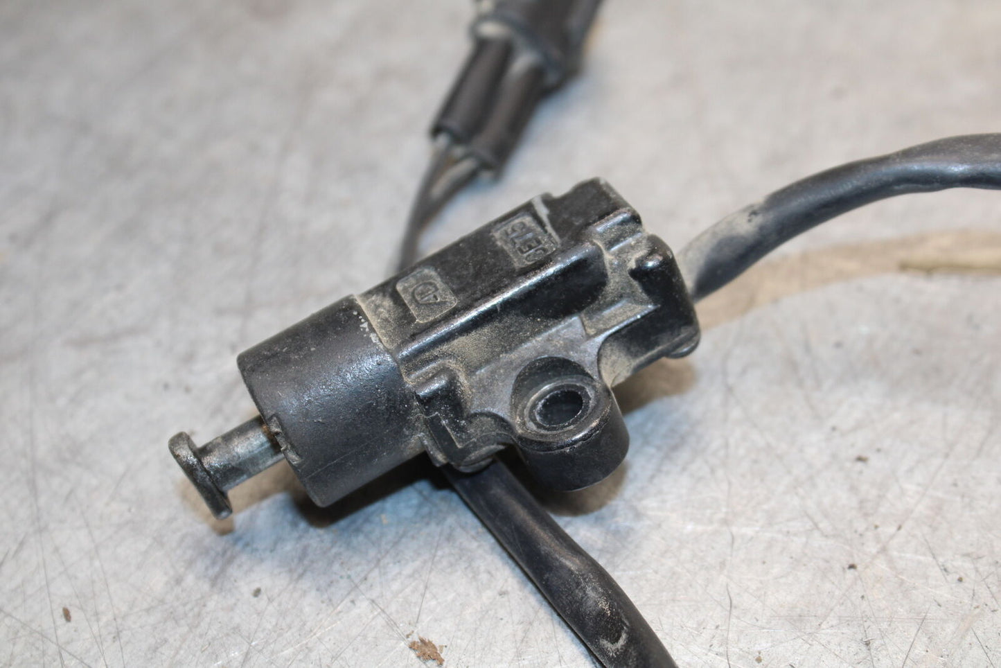 09-11 TRIUMPH DAYTONA 675 KICKSTAND SIDE KICK STAND SENSOR BB652