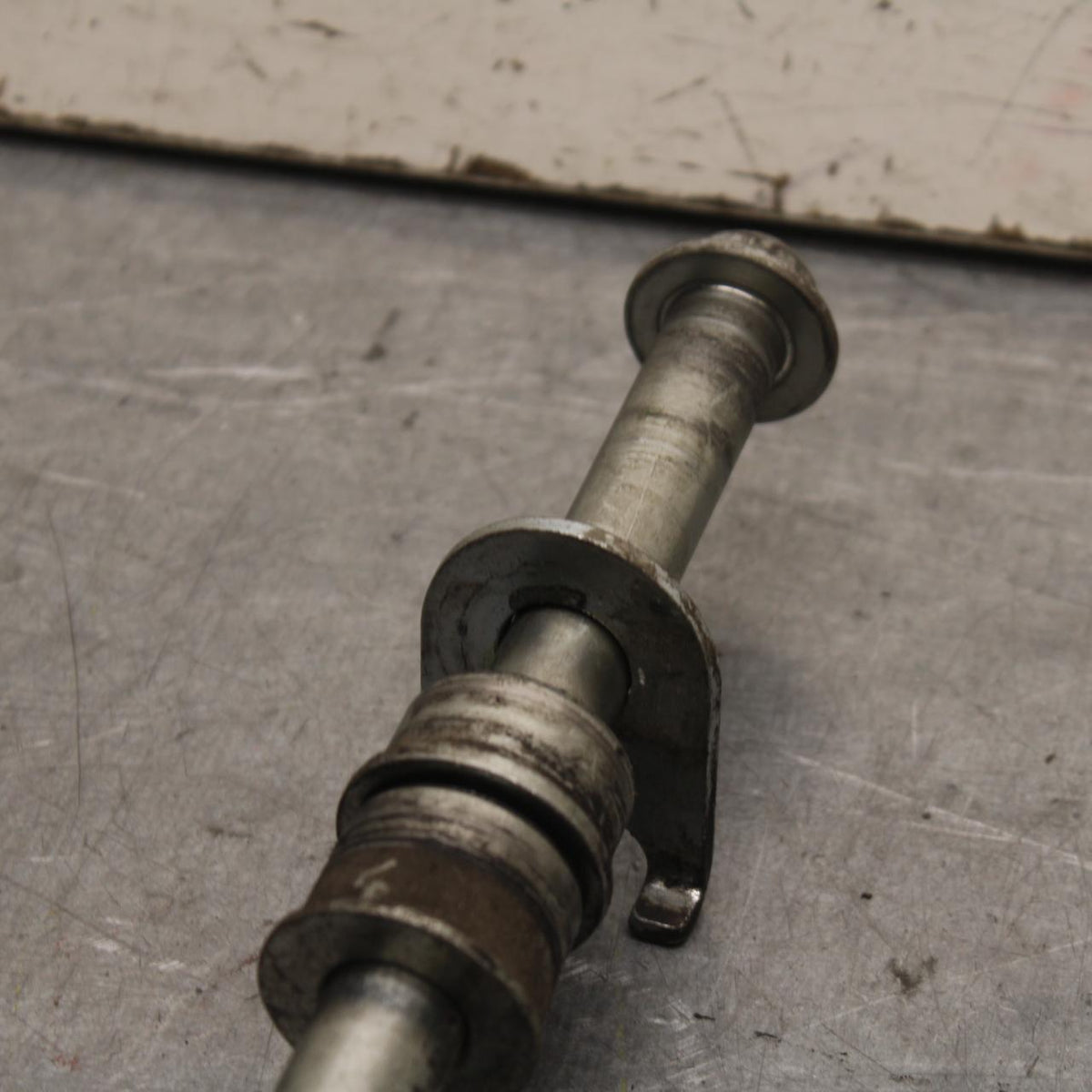 15-18 HONDA CB300FA REAR AXLE BACK WHEEL RIM PIVOT BOLT AXEL BB646