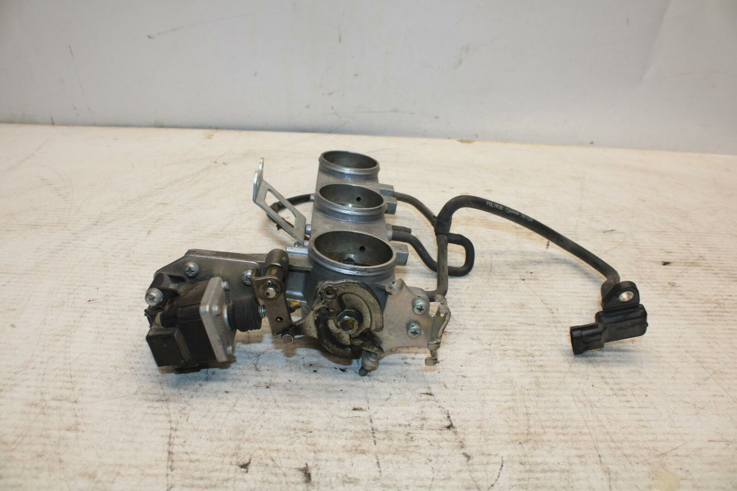 08-11 TRIUMPH SPEED TRIPLE MAIN FUEL INJECTORS / THROTTLE BODIES BB366