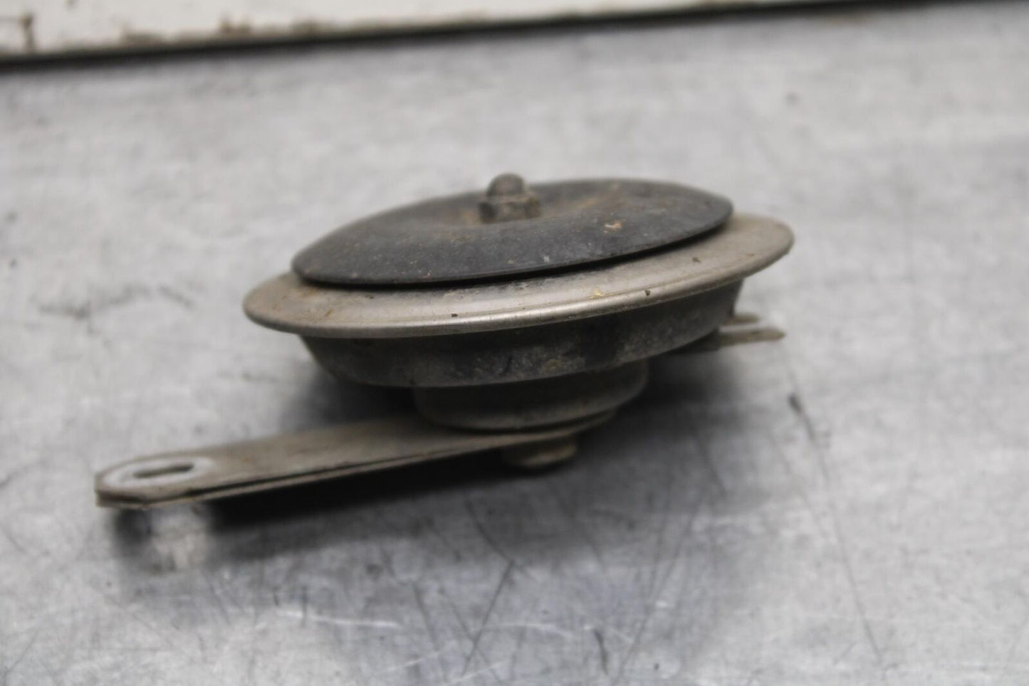 01-03 SUZUKI GSXR600 HORN SIGNAL 38500-08F10 38500-35F10 BB633