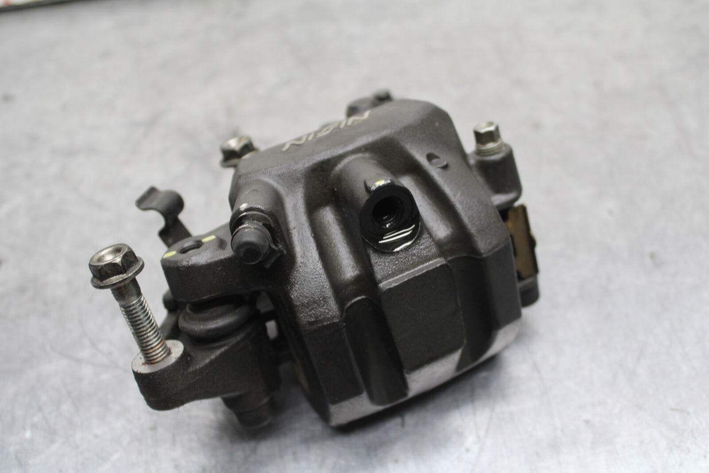 15-16 HONDA CB300F RIGHT FRONT BRAKE CALIPER BB740