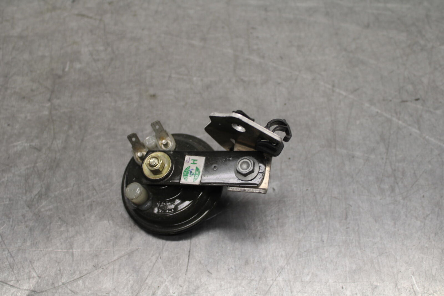 21-24 APRILIA TUONO 660 FACTORY HORN SIGNAL BB733