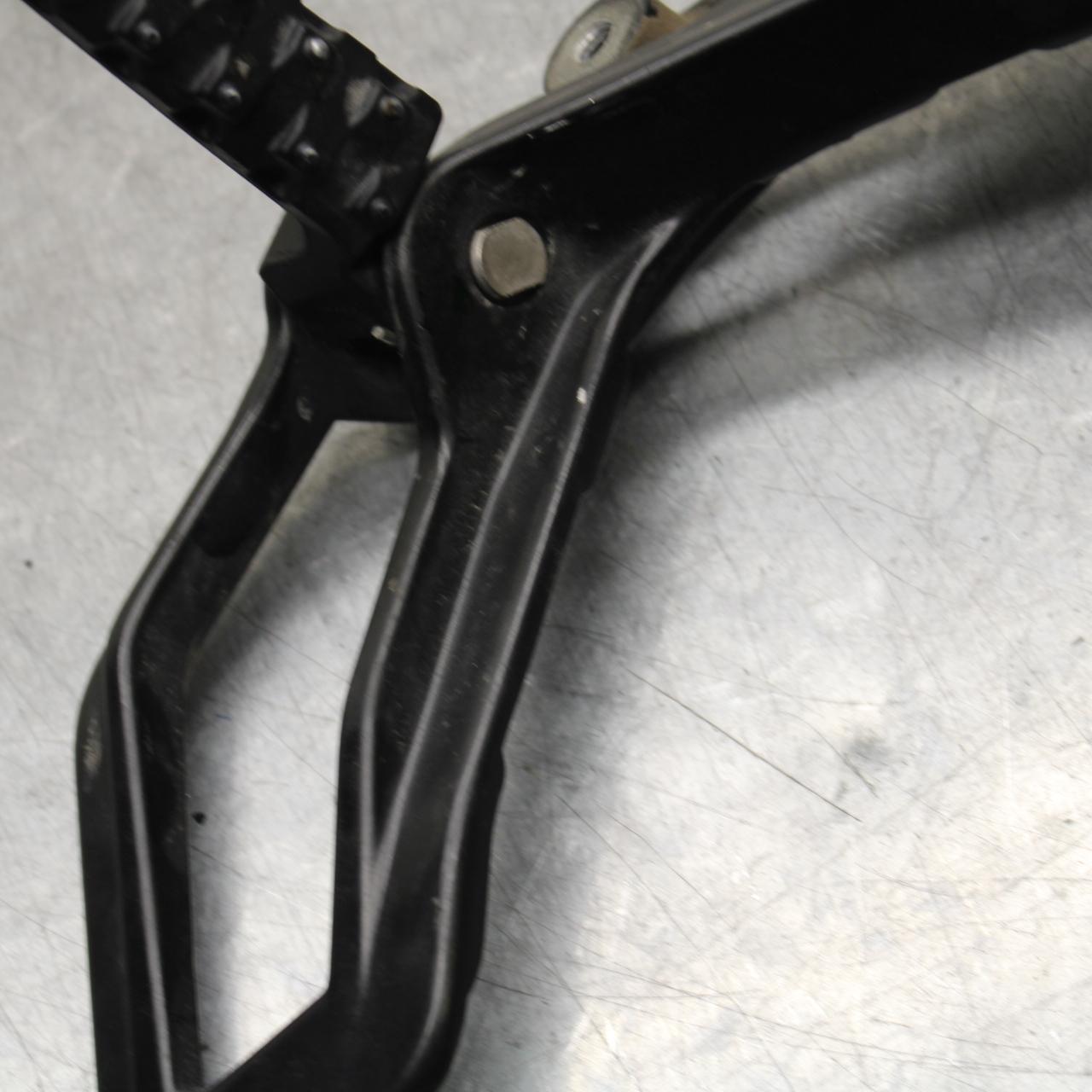 16-24 KTM 390 RC LEFT REARSET REAR SET DRIVER FOOT PEG REST STOP BB648